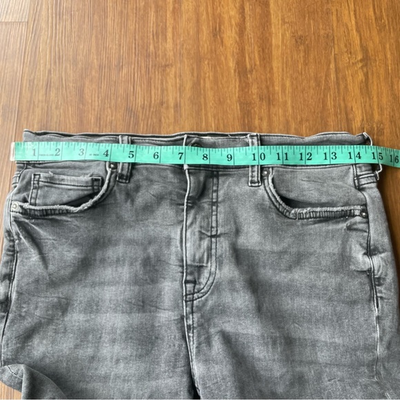 Free People Jeans Womens 29 Distressed Holes Busted Knee Faded Black Gray Skinny - Picture 9 of 14